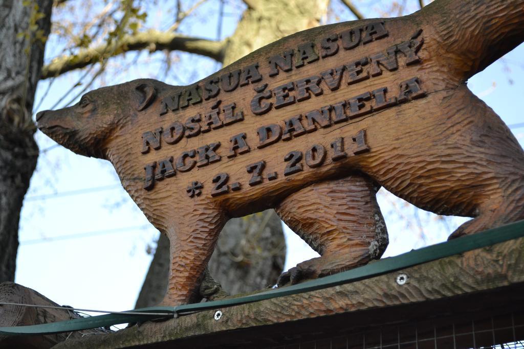 Restaurant A Penzion Steak Station Pardubice Eksteriør bilde